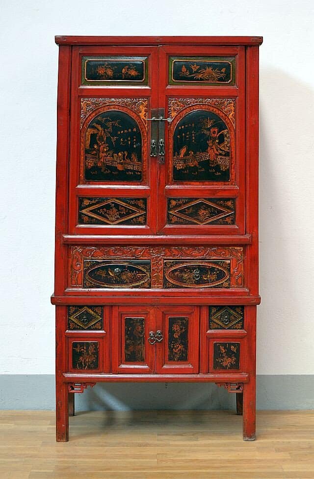 Armadio Cinese nuziale con decori oro 1880 armadio-cinese-nuziale-con-decori-oro-1880