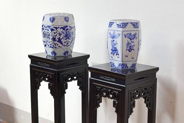 portavaso-cinese-in-lacca-nera