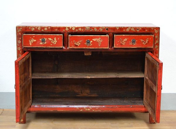 credenza-shanxi-rossa-con-decori-oro-di-farfalle