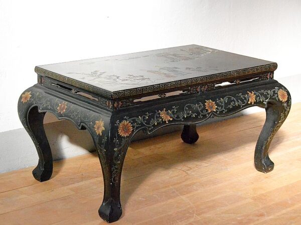 tavolo-cinese-in-lacca-nera-e-decori-policromi-shanxi