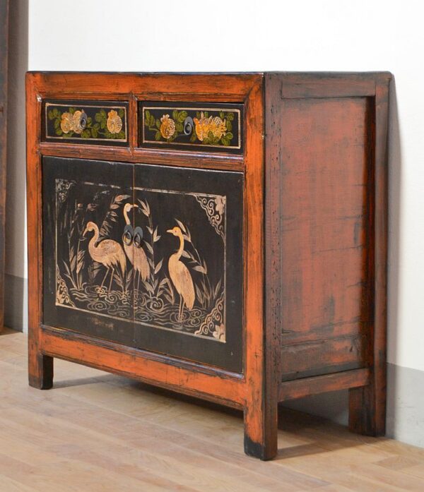 mobile-mongolia-con-sportelli-dipinti-1940