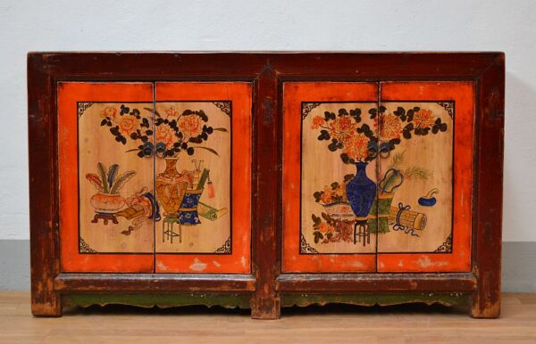 mobile-etnico-mongolia-con-sportelli-decorati-1920