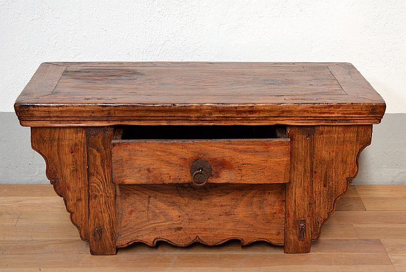 tavolino cinese antico in legno di olmo chiaro tavolino-cinese-antico-in-legno-di-olmo-chiaro