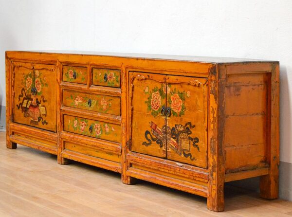rara-credenza-cinese-lacca-gialla-con-decori-policormi-1880