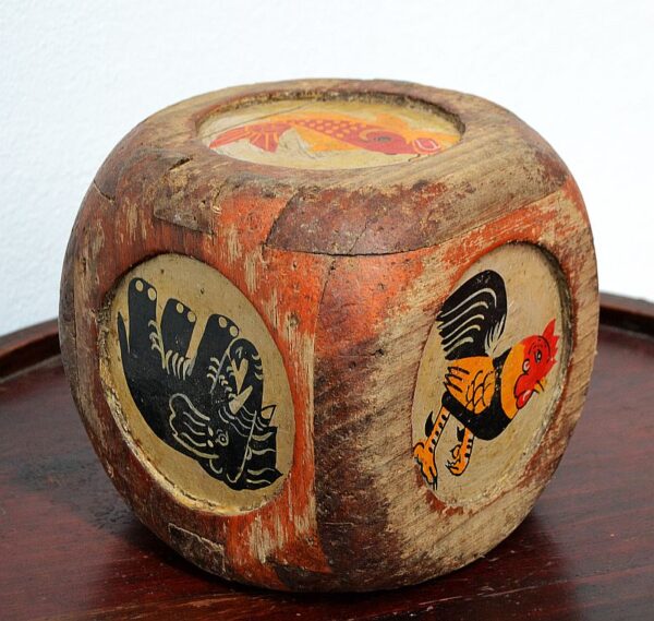 raro-dado-cinese-da-gioco-gigante-vintage-1930